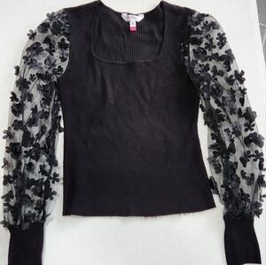No Boundaries Elegant Black Floral Sleeve Sweater Size S